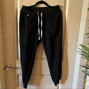 FIGS Black Zamora Joggers S/P